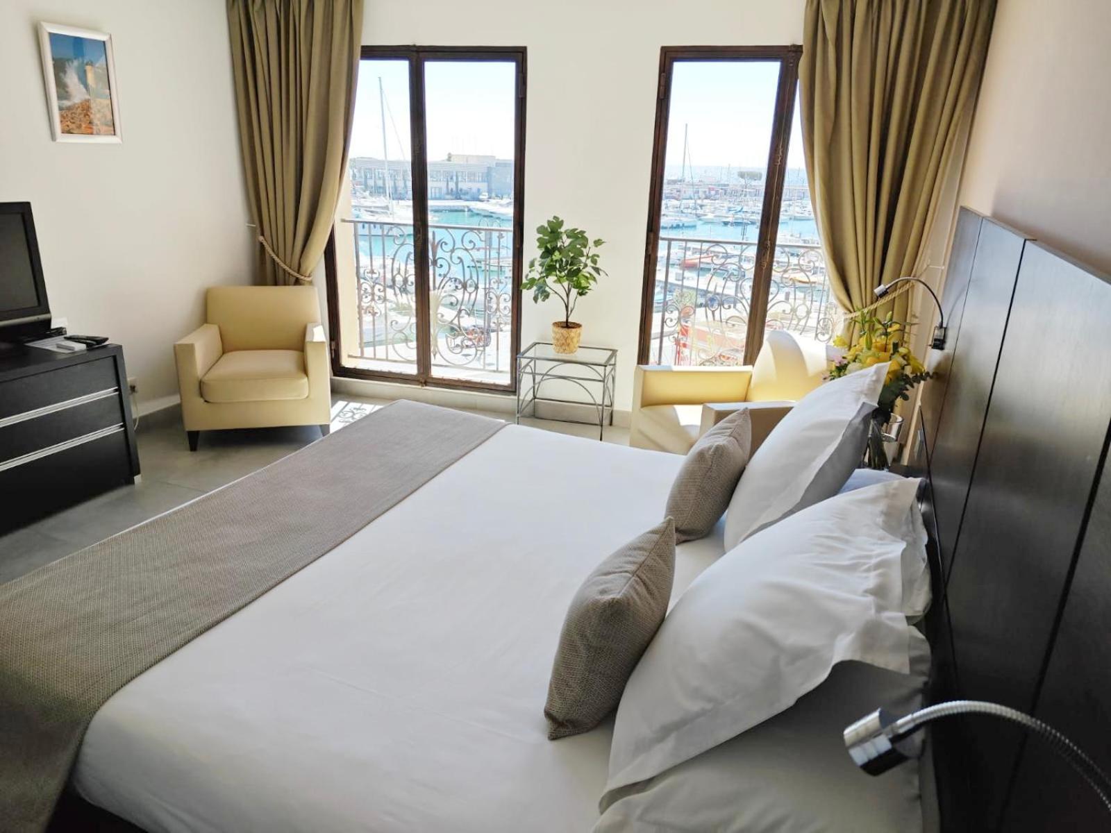 Cassis Loc - Chambre Meublee Luaran gambar